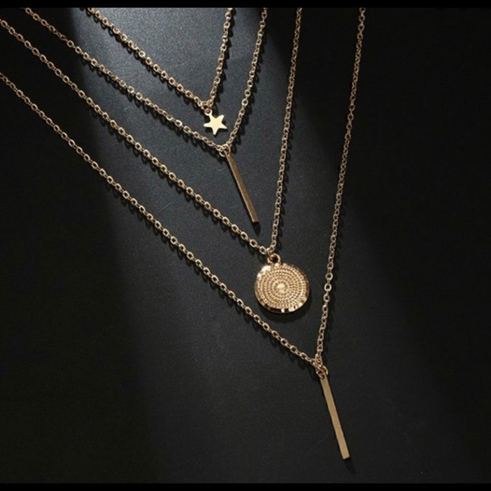 Boho Multilayer Circle Bar Pendant Necklace - Picture 5 of 5